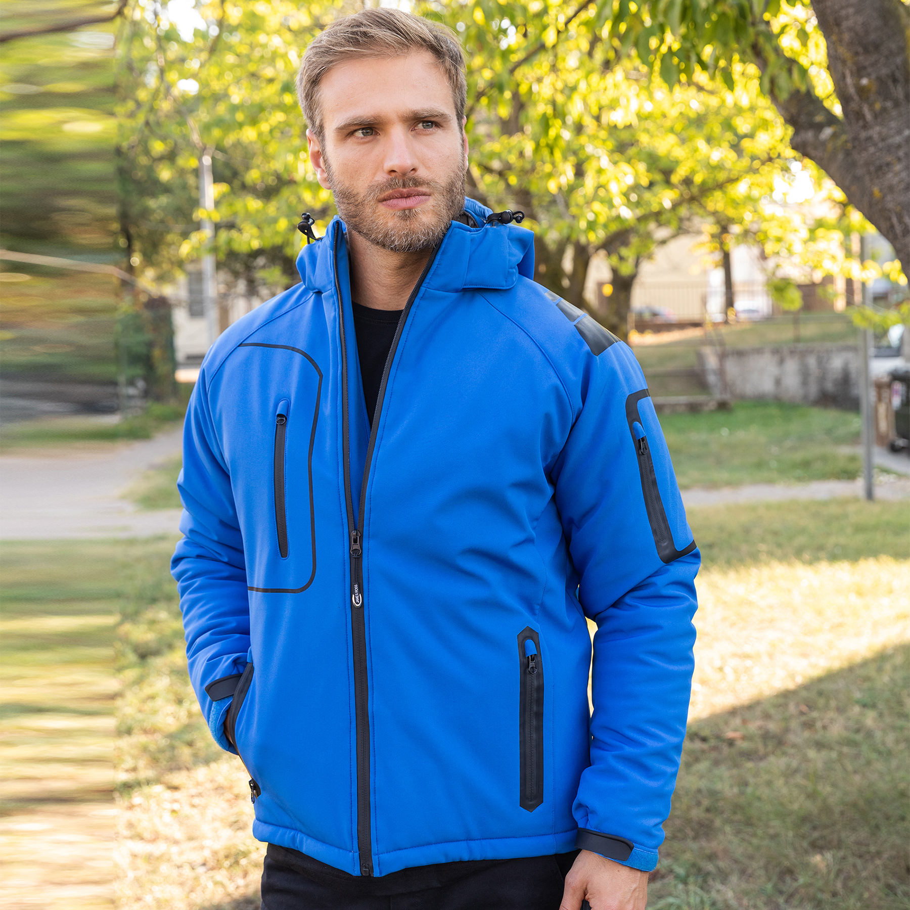 Giubbotto-Cervinia-Man-4-31102022094359.jpg Giubbotto-Cervinia-Man-4-31102022094359.jpg