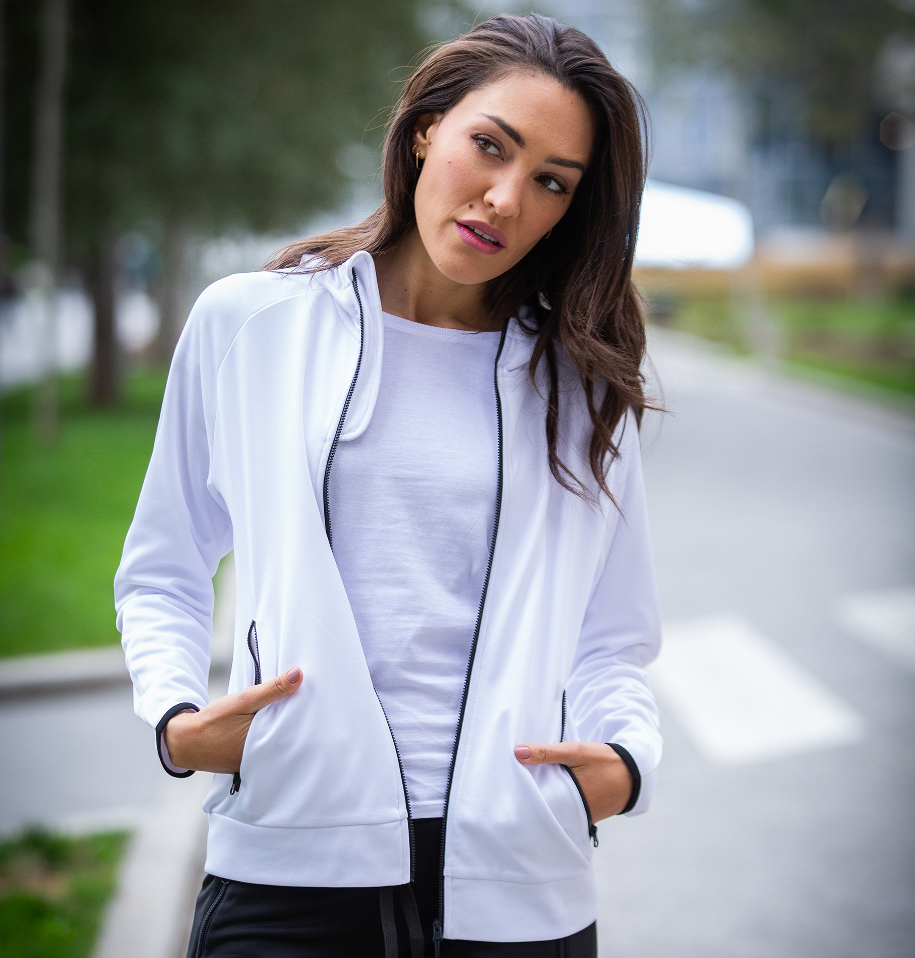 Felpa-Basilea-Lady-115-11052020114711.jpg Felpa-Basilea-Lady-115-11052020114711.jpg