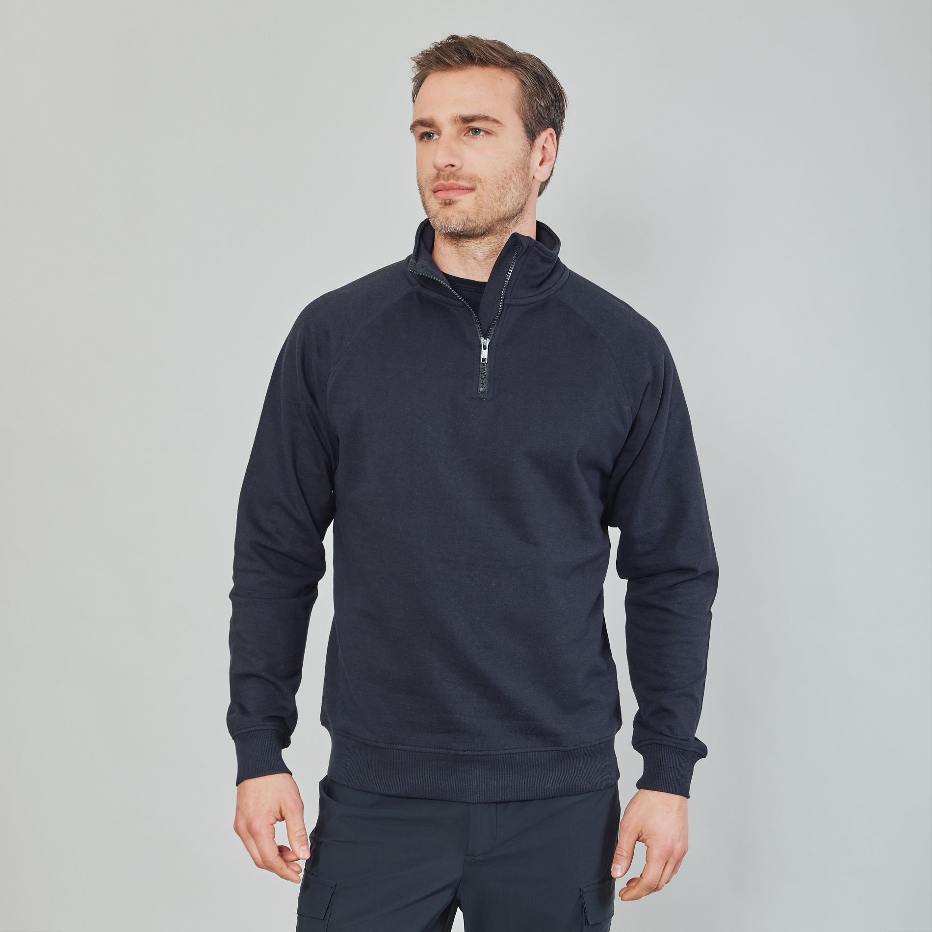 Felpa-Davenport-585-05022024103535.jpg Felpa-Davenport-585-05022024103535.jpg