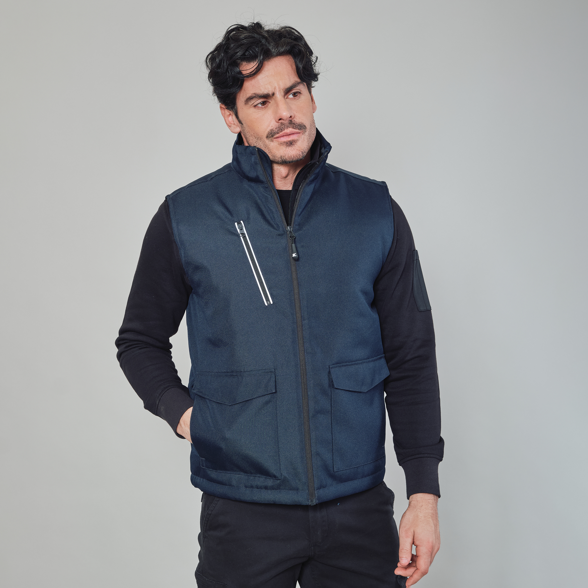 Gilet-Dundee-523-03022024092653.jpg Gilet-Dundee-523-03022024092653.jpg