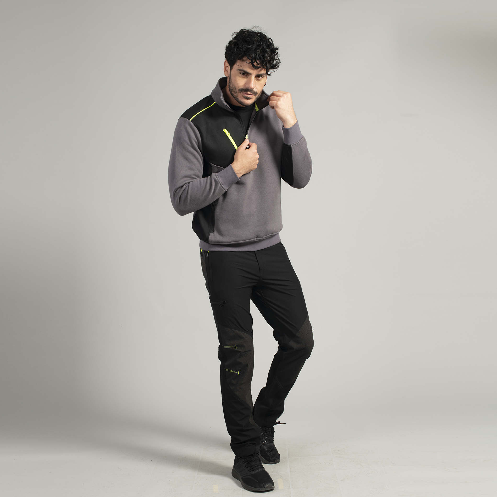 Pantalone-Adamello-Light-500-24032023094231.jpg Pantalone-Adamello-Light-500-24032023094231.jpg