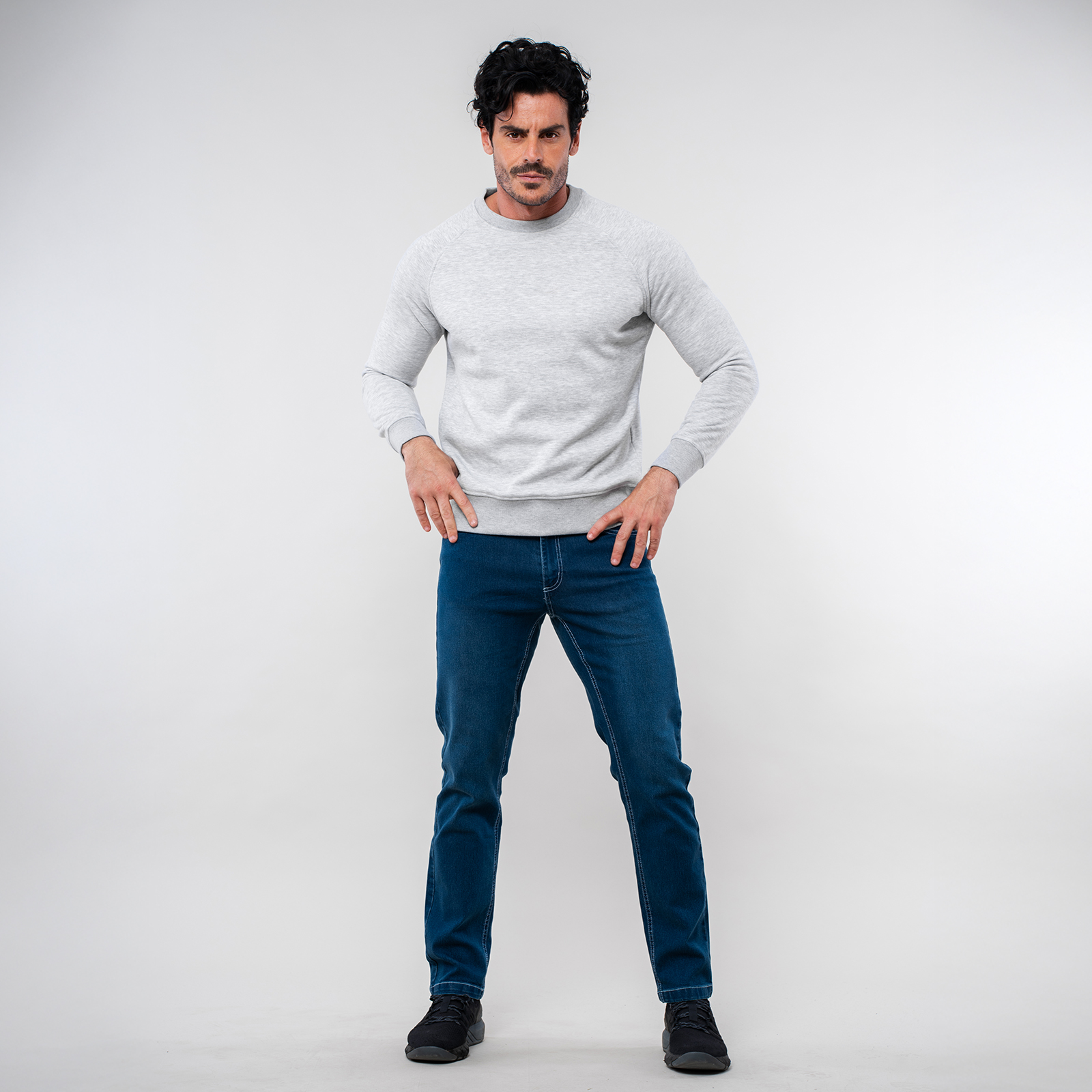 Pantalone-El-Paso-Man-174-19022025085454.jpg Pantalone-El-Paso-Man-174-19022025085454.jpg