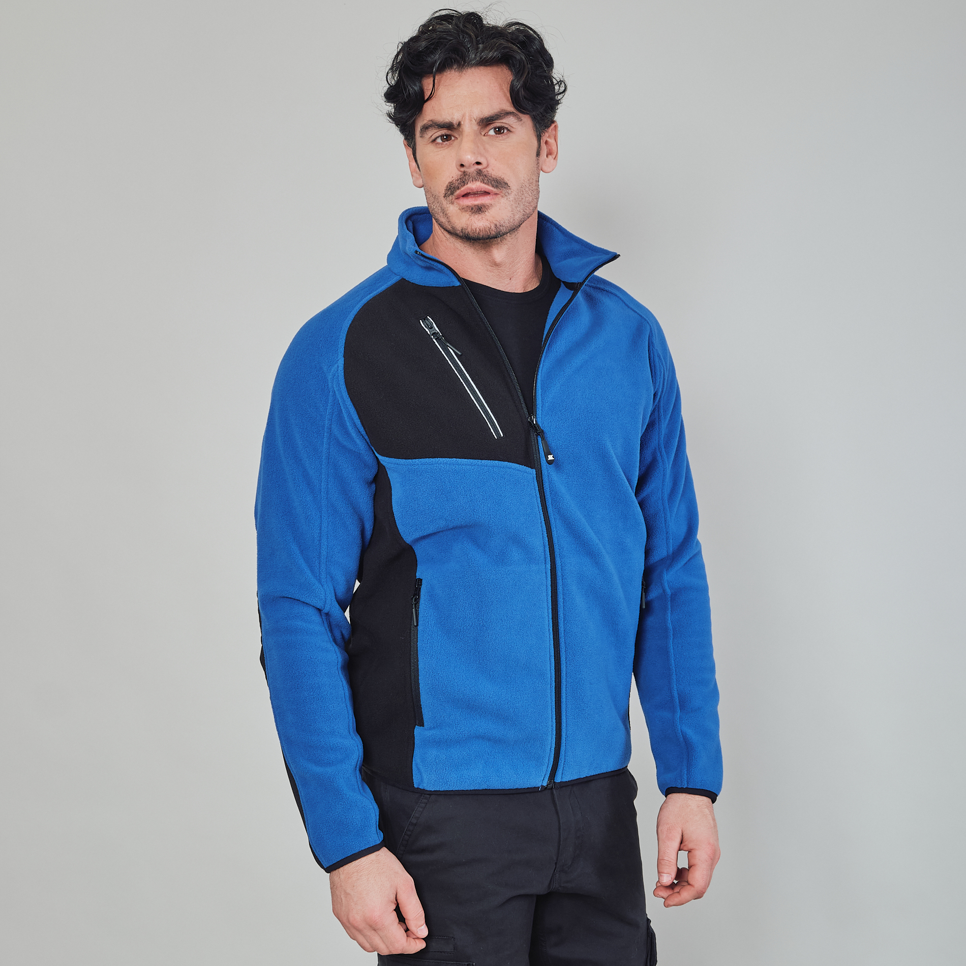 Pile-Edimburgo-Man-487-05022024170842.jpg Pile-Edimburgo-Man-487-05022024170842.jpg